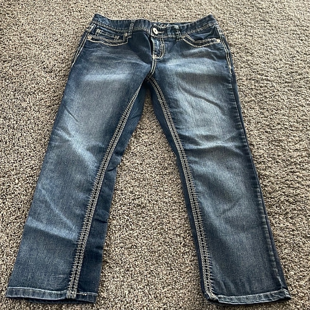 Maurice’s crop jeans. Size 7/8. Like brand new.